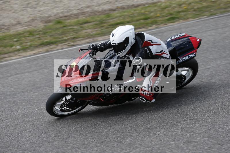 /09 19.04.2026  Caremotion get faster ADR/Gruppe gelb/210